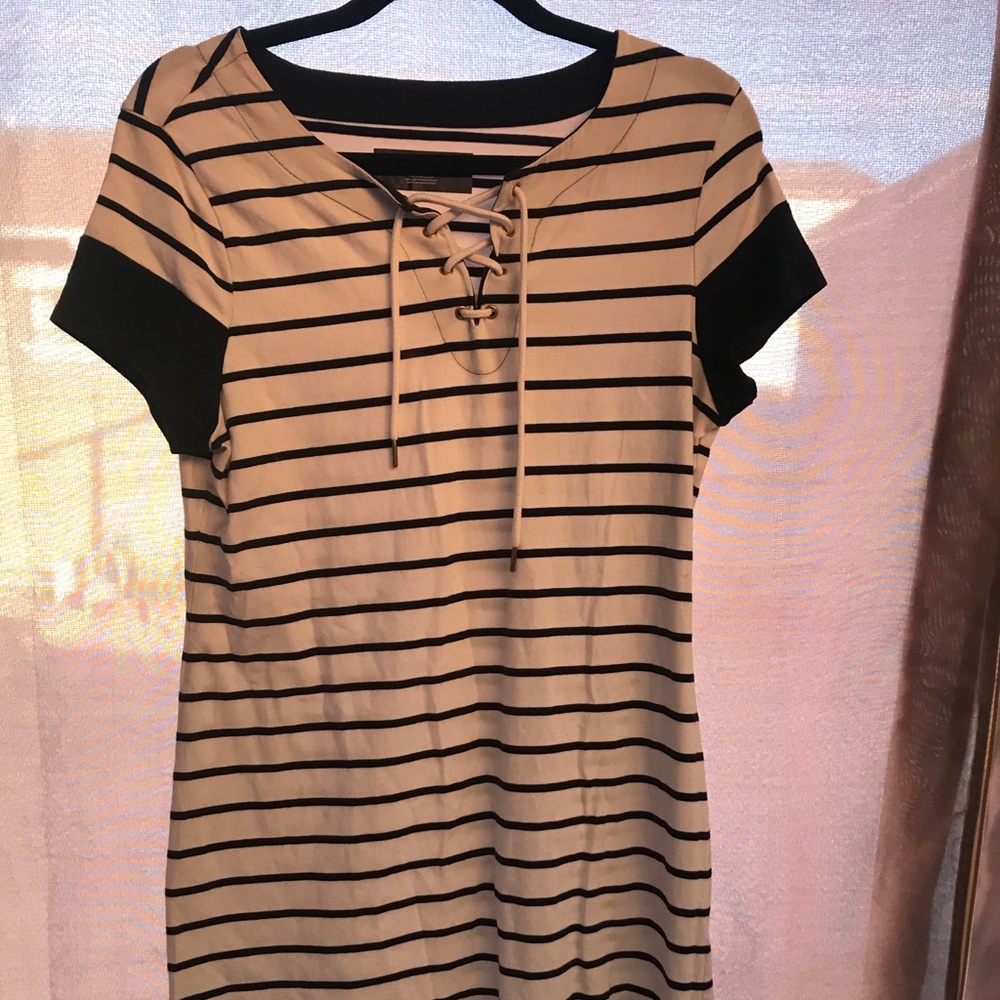 Black and white Tommy Hilfiger t-shirt dress